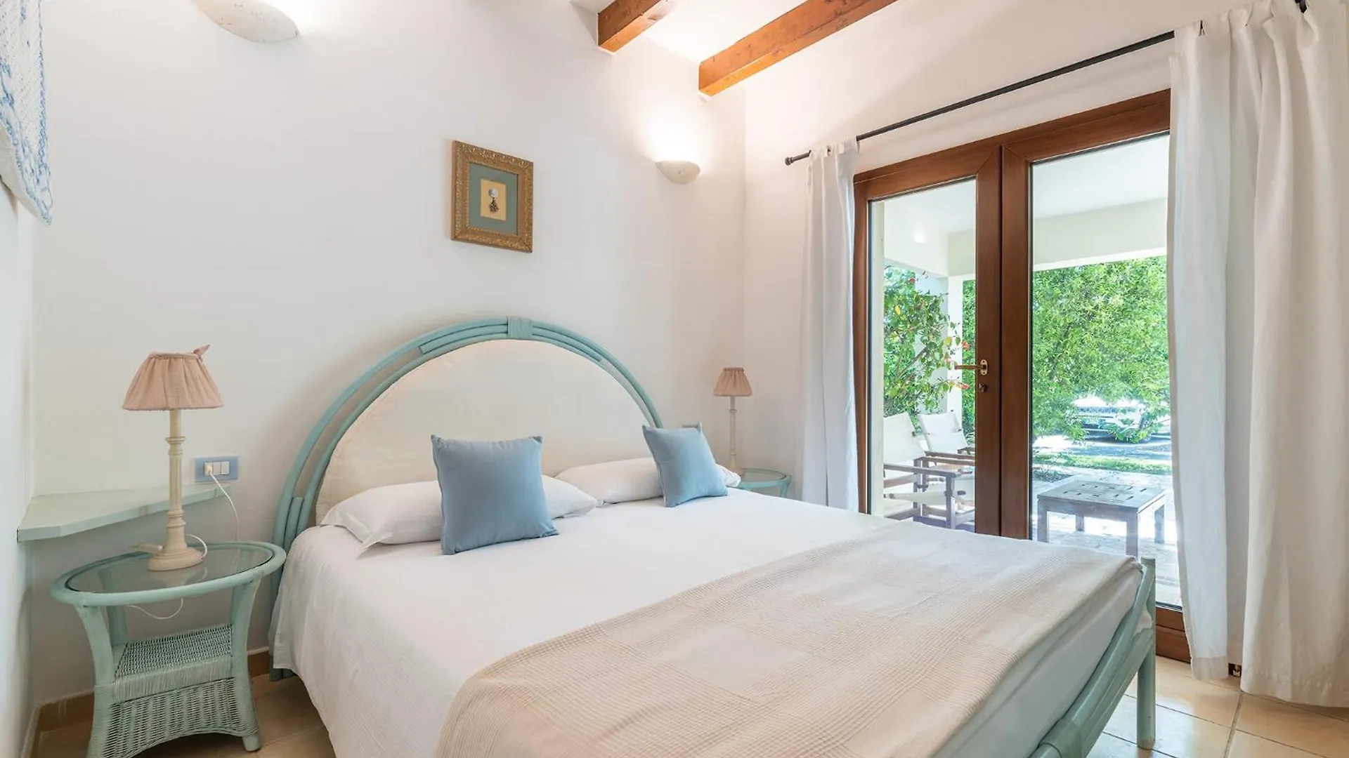 Villa Sabrina Simius 0*,